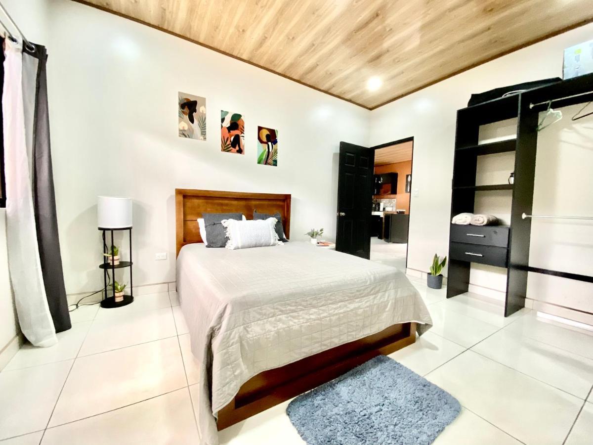 Orange Apartment 5 min aeropuerto Juan santamaria Alajuela Bagian luar foto